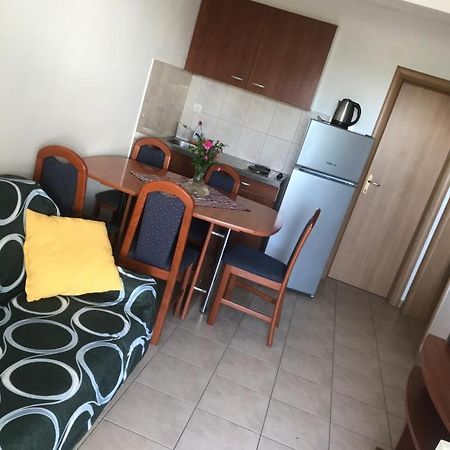 Apartments Iva Rogoznica  Buitenkant foto
